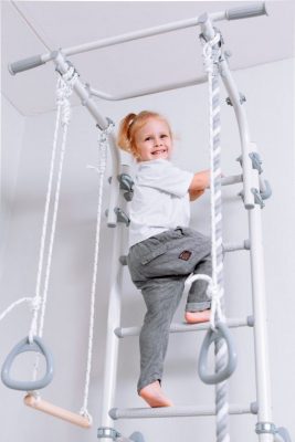 wallbars_comet_next_1_indoor_for_children