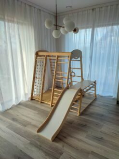 Spielplatz Mammut holz indoor