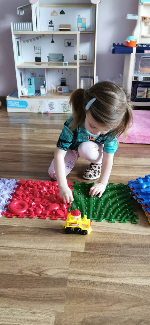 Massage-Sensorikmatte Regenbogen – Bild 3