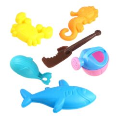 sandpit bucket with toys Shark3