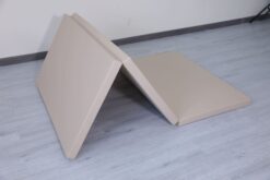 Gymnastikmatratze Satellite 180x100x5 cm dreiteilig3