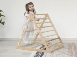 Alternative view of Klettergerüst Triangle