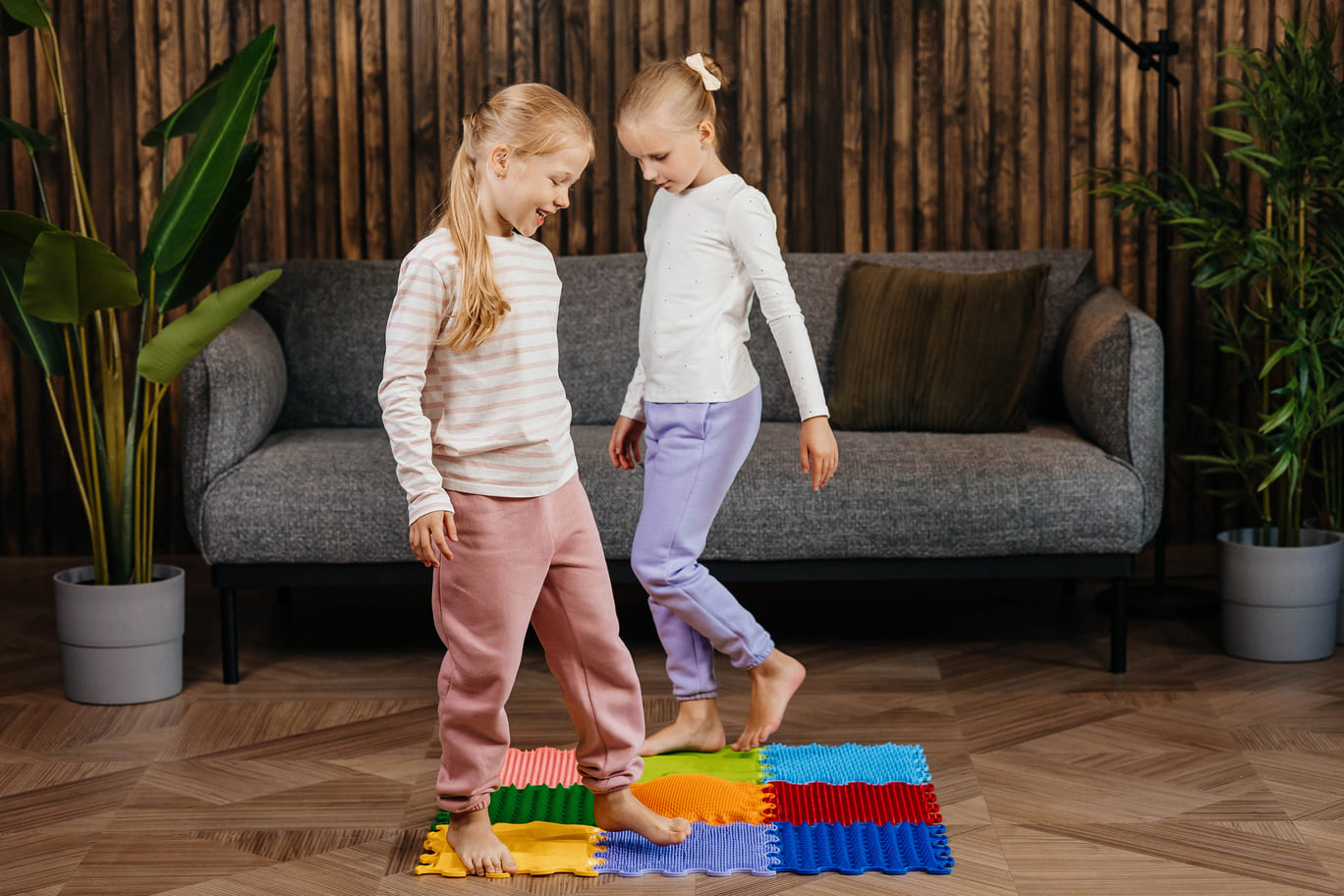 Massage-Sensorikmatte Stimulativer Regenbogen – Bild 4