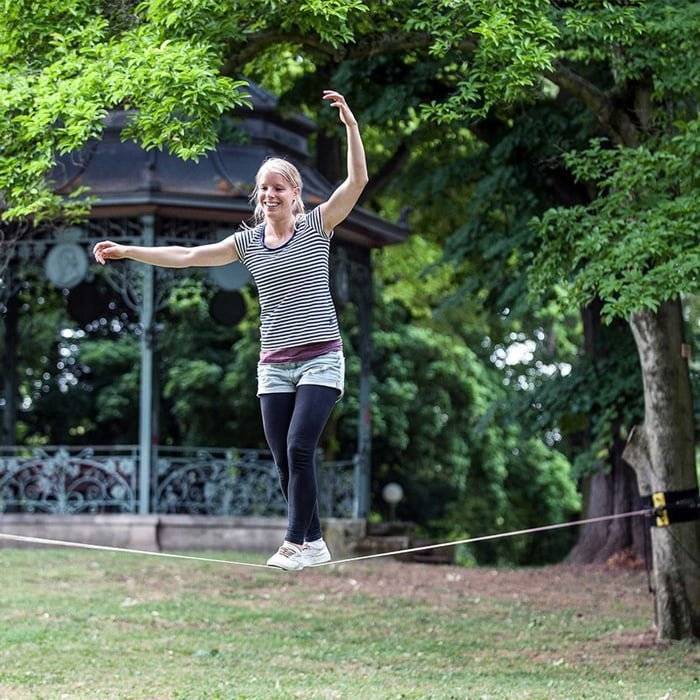 Slackline-Balancierband 25m + Baumschoner – Bild 5