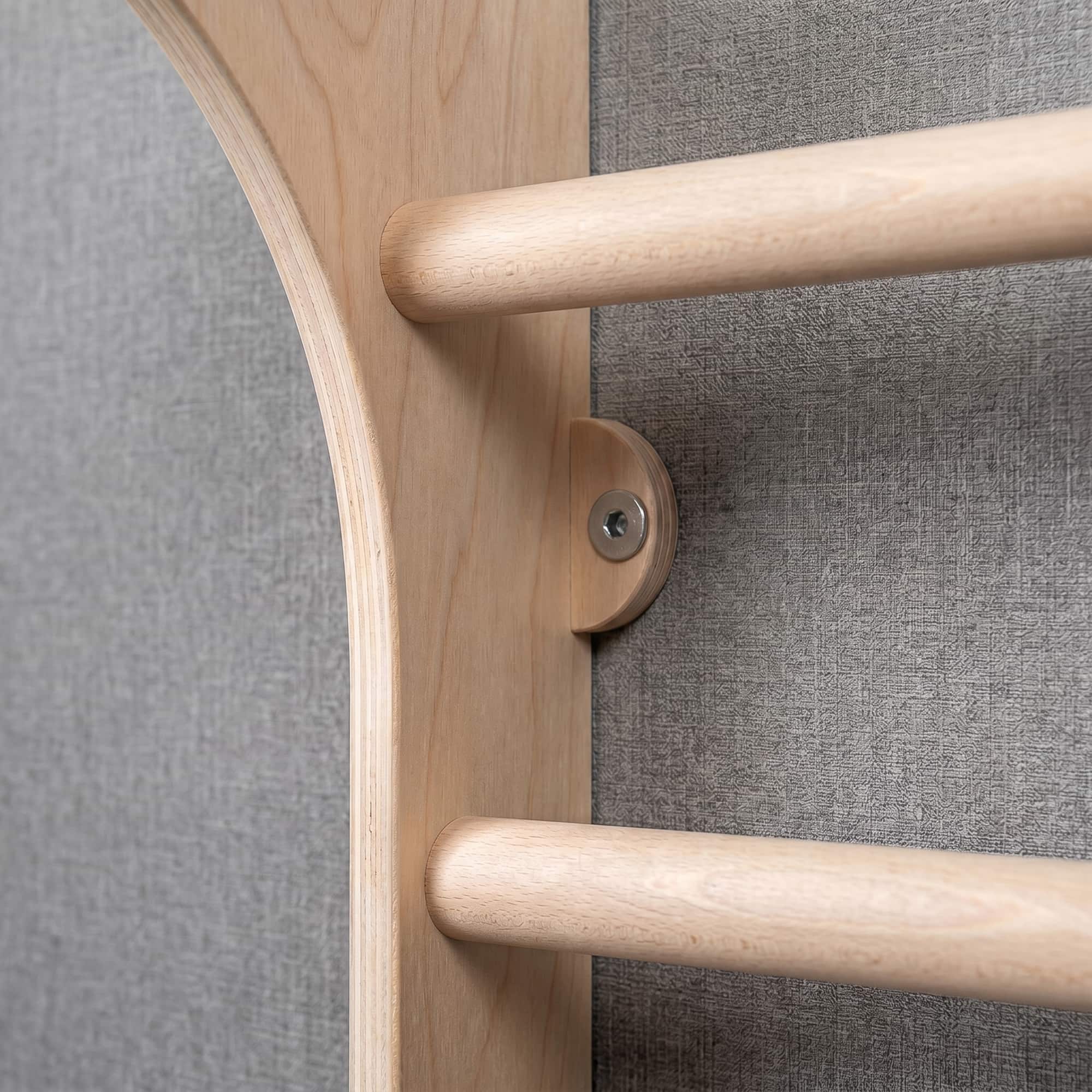 Sprossenwand mit Klimmzugstange Tween – Bild 6