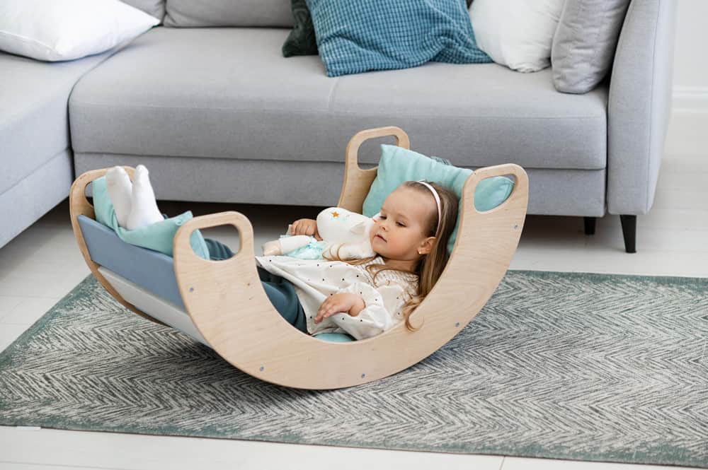 Kinderwippe aus Holz Sunny – Bild 12