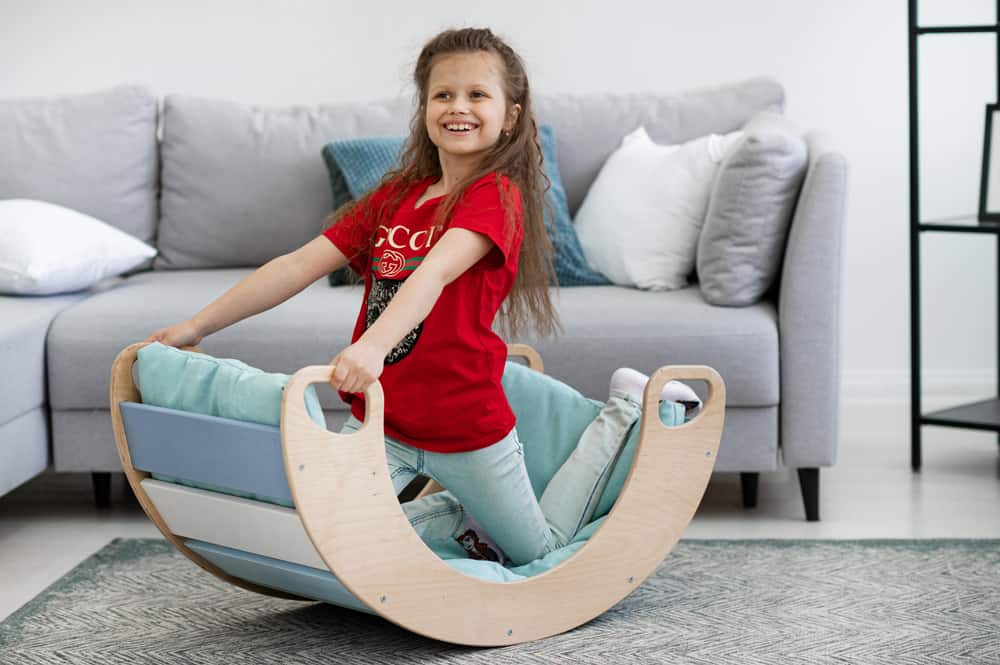 Kinderwippe aus Holz Sunny – Bild 14