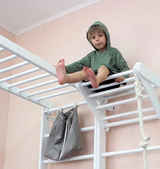 Klimmzugstange für die Sprossenwand Karussell – Bild 3