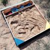 Sandkasten mit Stauraum – Bild 9